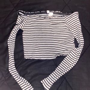 H&M Black and White striped crop top| XS|